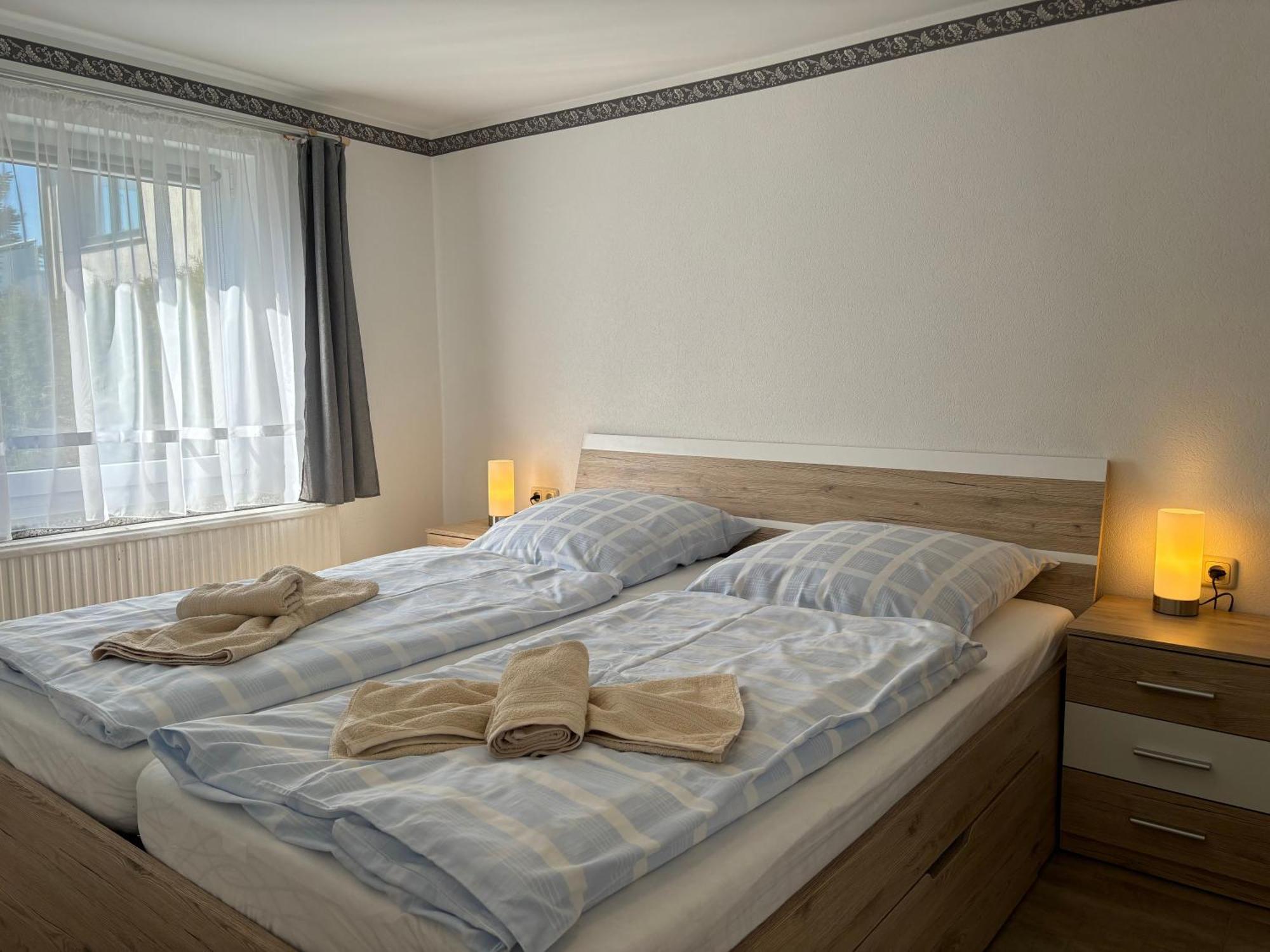 2 Ferienzimmer Inkl Fr & 1 Bungalow, Wlan, Garten, Grill